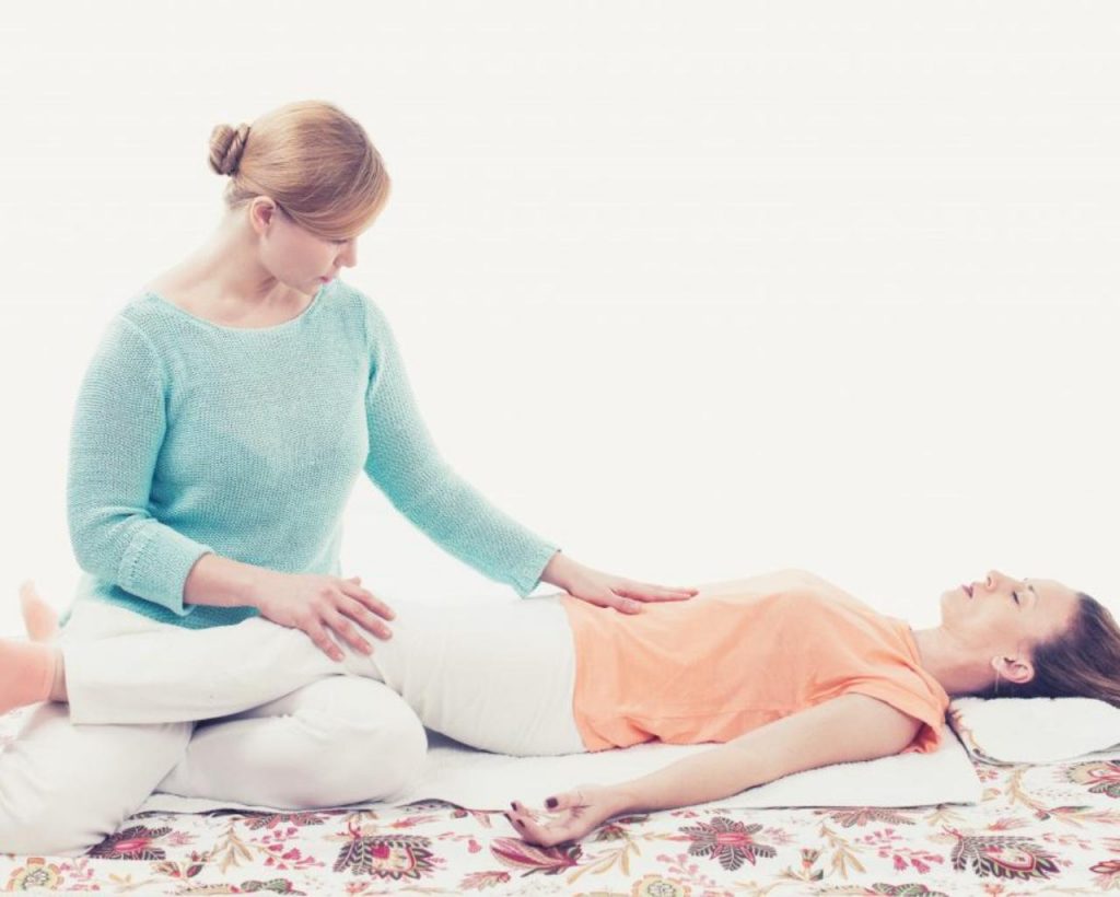 Chi Nei Tsang massage session